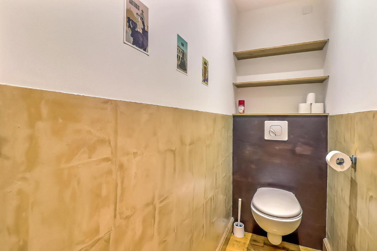 Appartement Garance Nîmes Exteriör bild